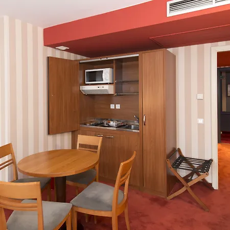 Le Jean-sebastien Bach Apart Otel 4*