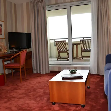 Le Jean-sebastien Bach Apart Otel Strazburg