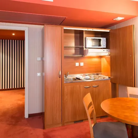 Apart Otel Le Jean-sebastien Bach 4*
