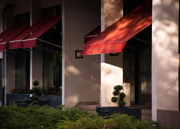 アパートホテル ラ レジデンス ジャン-セバスチャン バッハ 4*