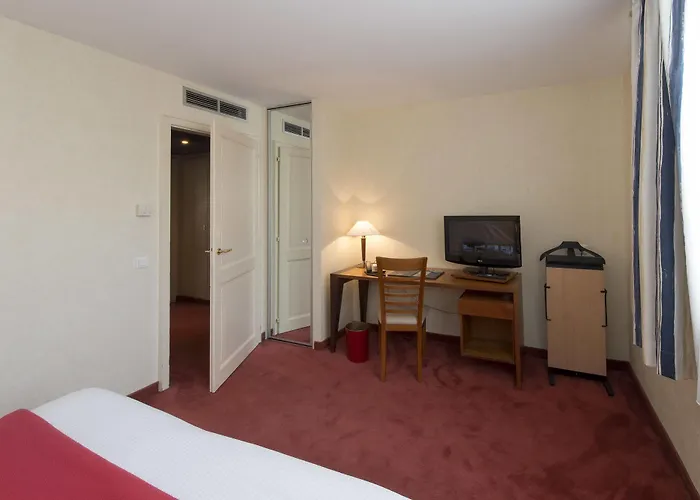 Le Jean-sebastien Bach Aparthotel