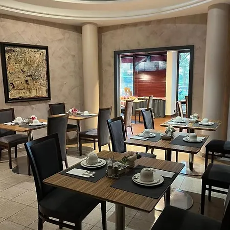 让塞巴斯蒂安巴驰酒店 公寓式酒店