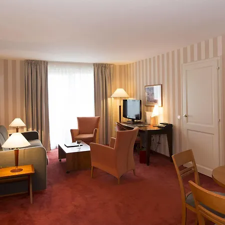 Le Jean-sébastien Bach Apartahotel 4*