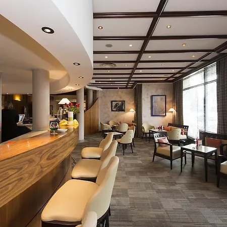 让塞巴斯蒂安巴驰酒店