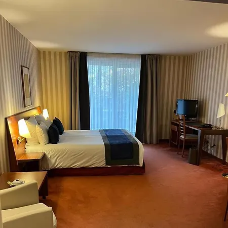 Le Jean-sebastien Bach Apart-hotel 4*